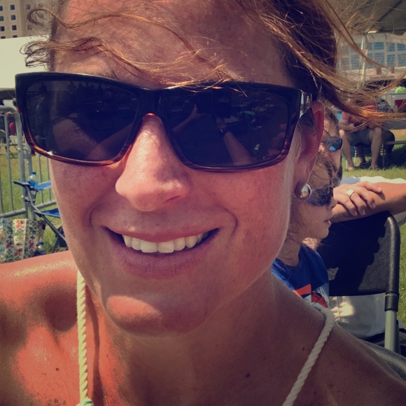 Meet your Posher, Penelope - Picture 2 of 2